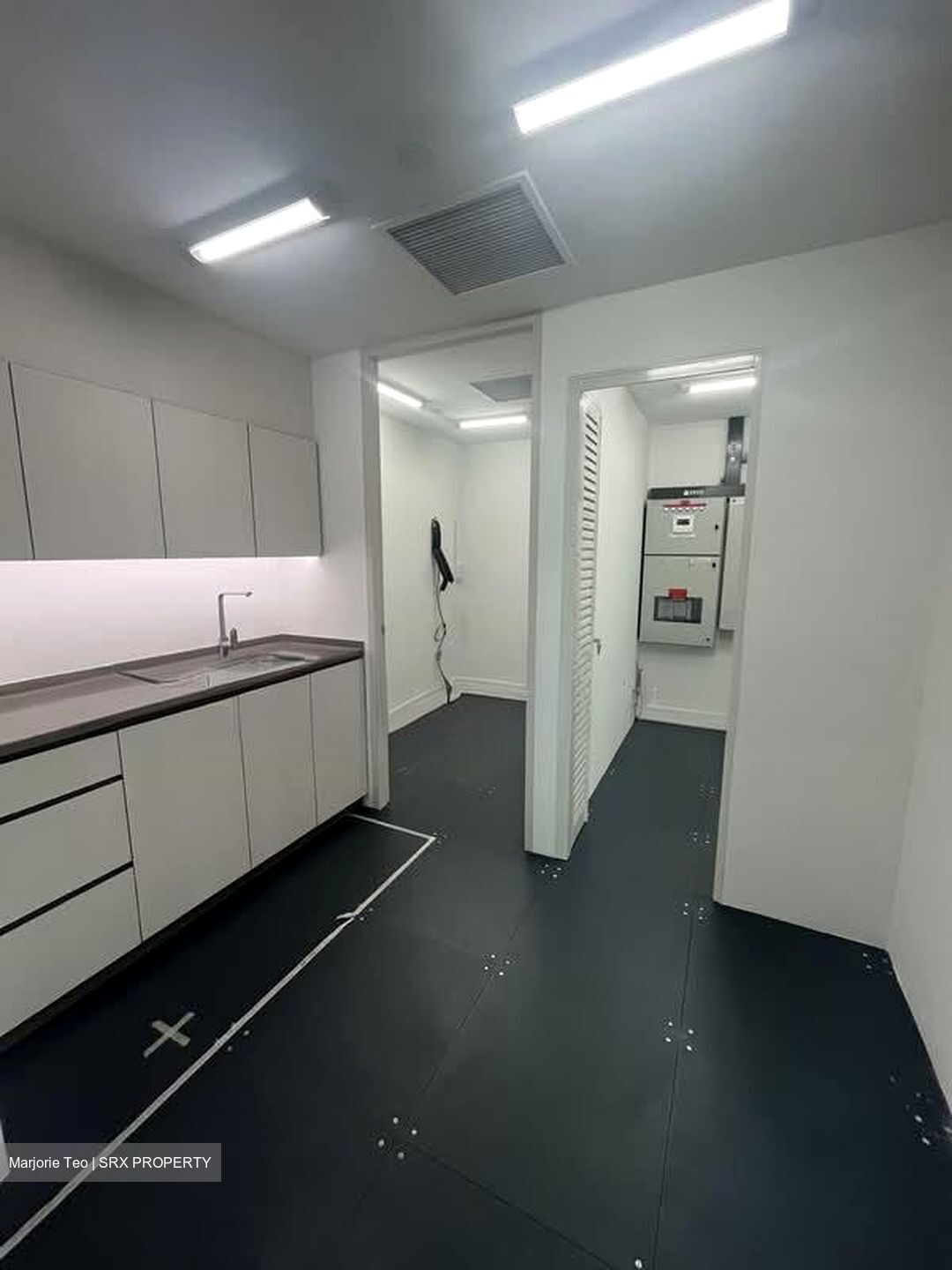 Hub Synergy Point (D2), Office #638722371